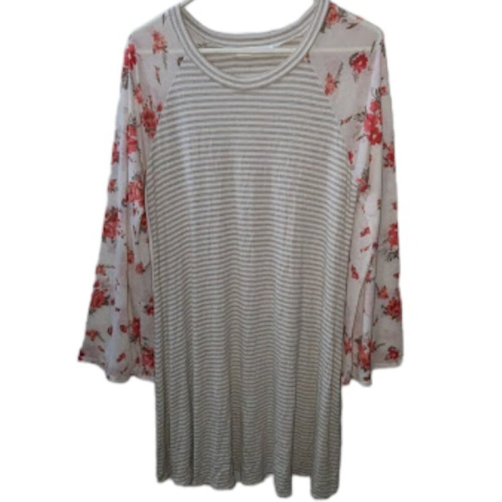 CHRIS & CAROL women's Dress stripe  floral pit to pit 18-26 inches Gray w-041